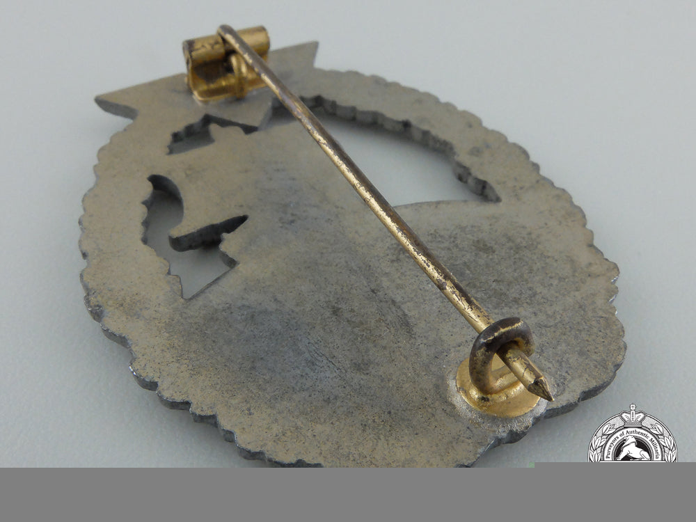 a_kriegsmarine_auxiliary_cruiser_war_badge_c_416