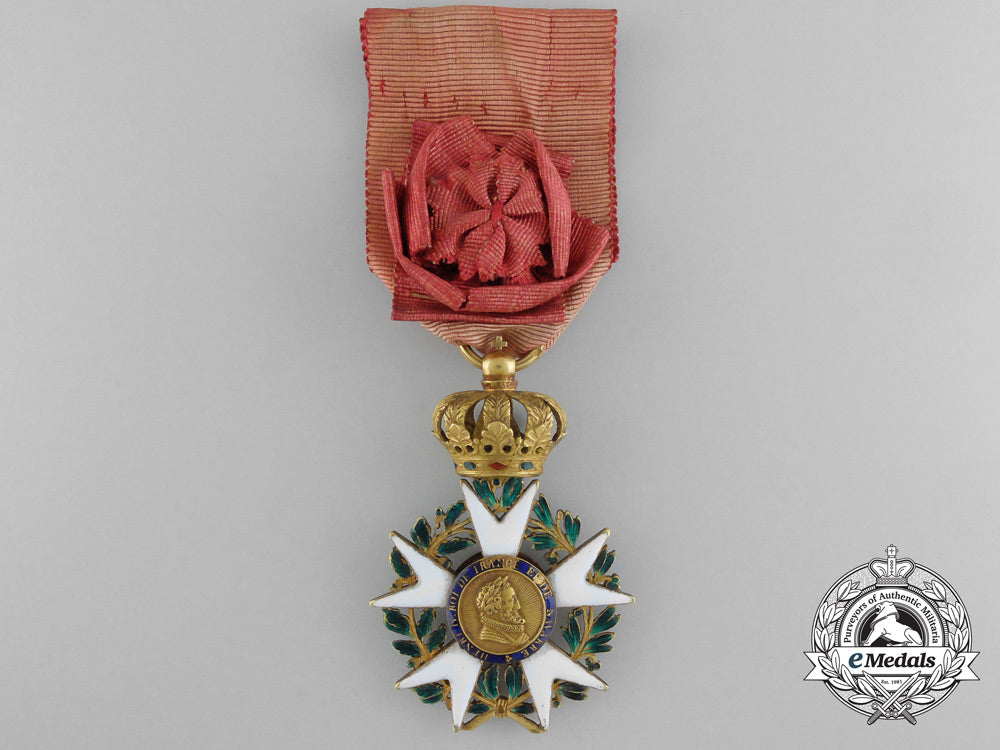 a_french_legion_d'honneur;_officer,_in_gold,_first_empire_type_iii_cross(1806-1808)_c_4374