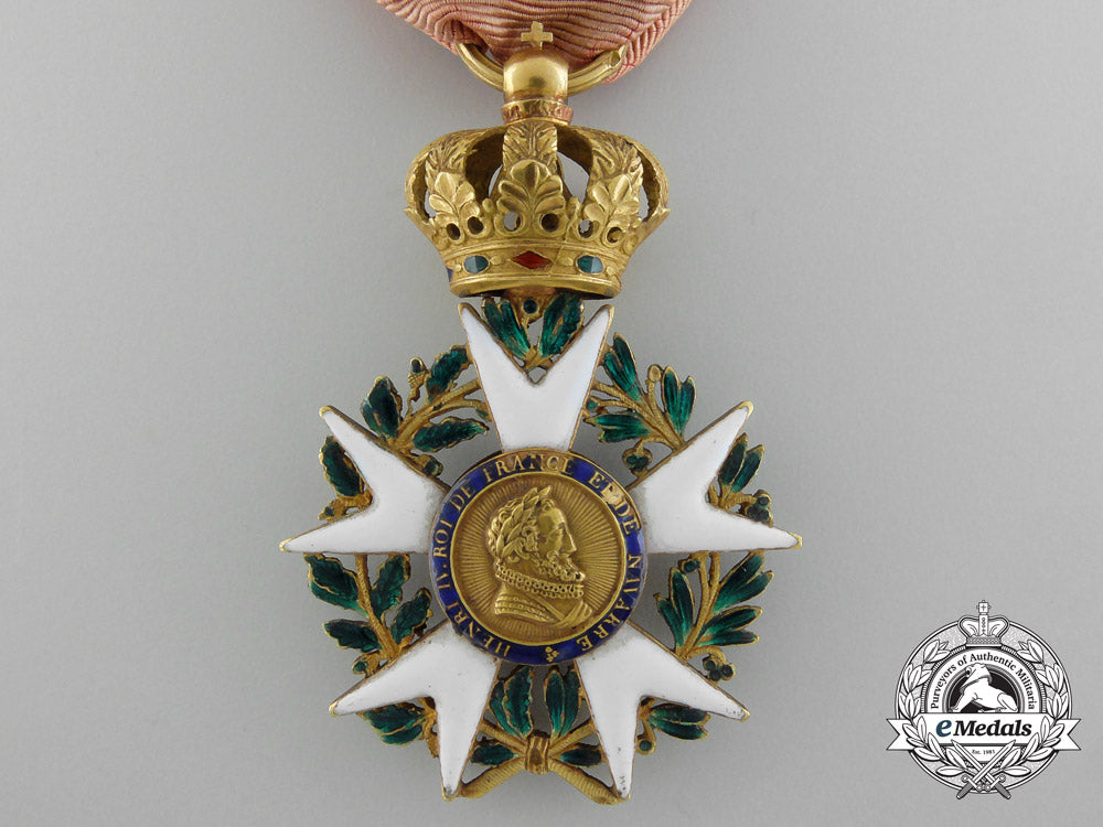 a_french_legion_d'honneur;_officer,_in_gold,_first_empire_type_iii_cross(1806-1808)_c_4375