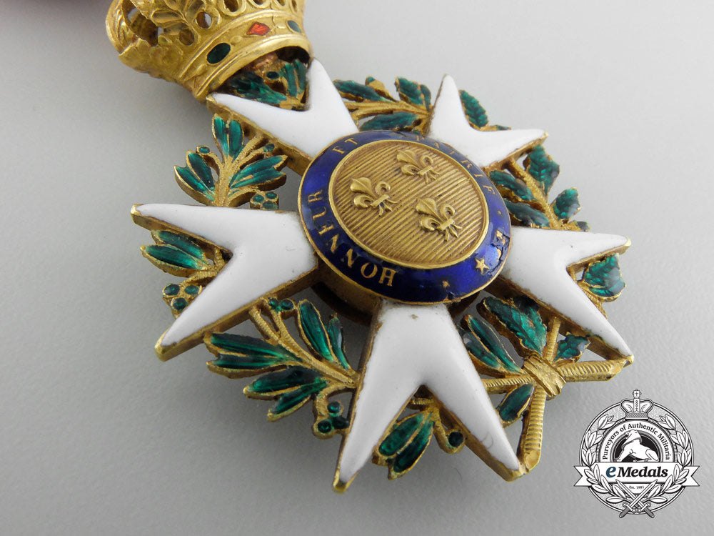 a_french_legion_d'honneur;_officer,_in_gold,_first_empire_type_iii_cross(1806-1808)_c_4379
