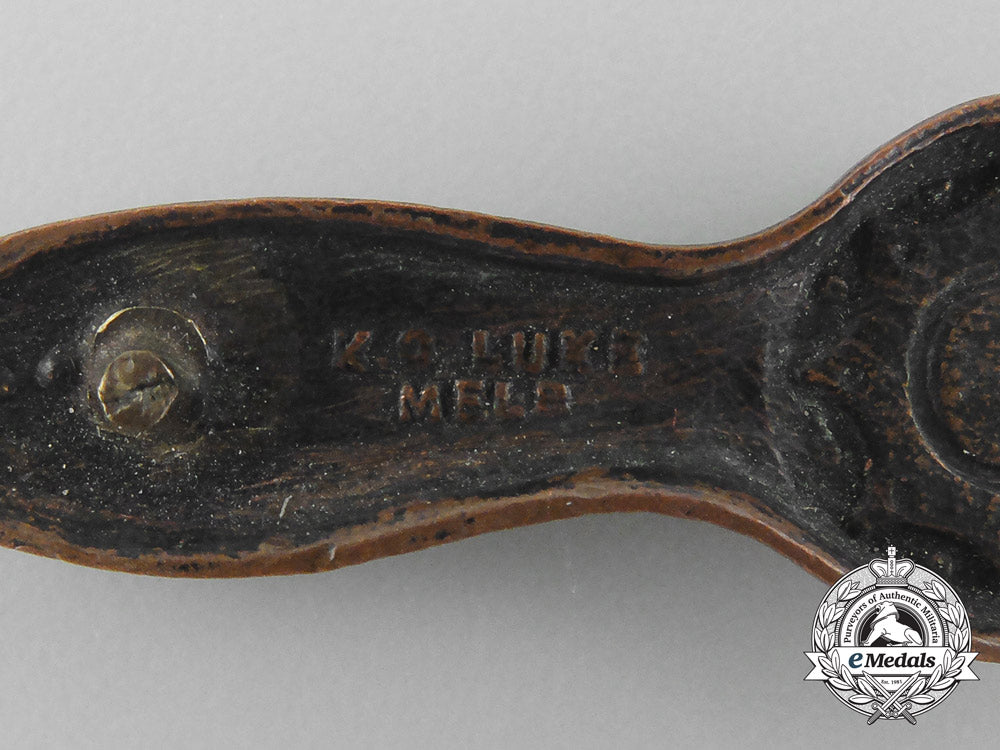 nine_royal_australian_air_force(_raaf)_insignia_c_4529