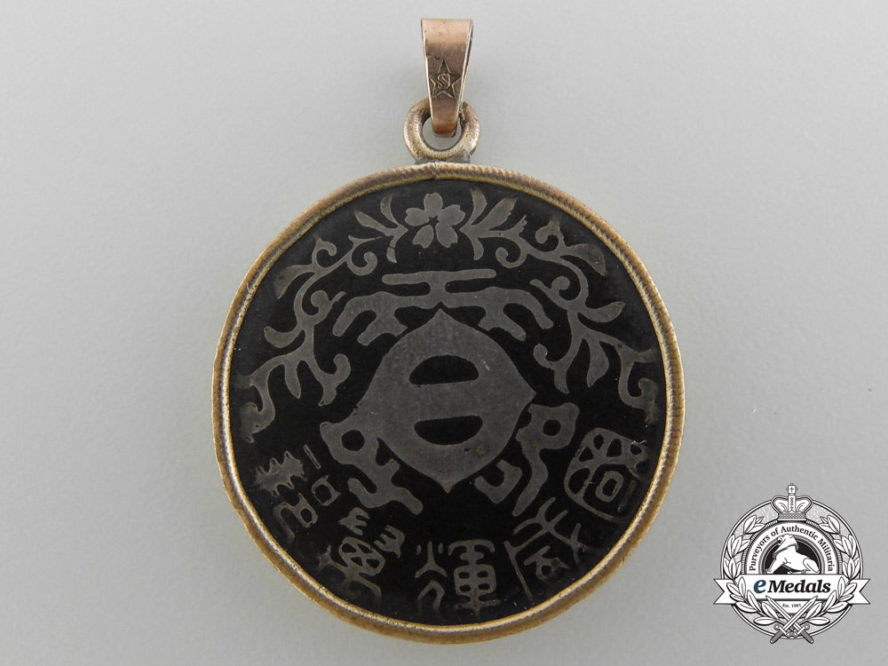 japan,_empire._an_unusual1904-1905_russo-_japanese_war_medal_c_5362