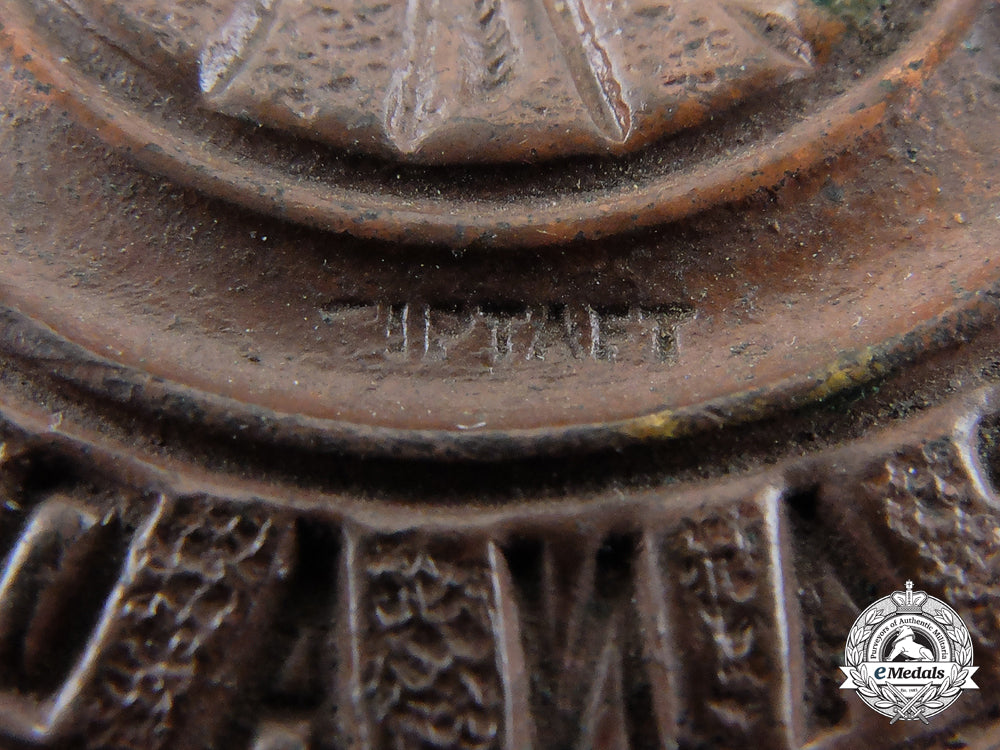 a_first_war_canadian2_nd_divisional_cyclist_company_cap_badge_c_637