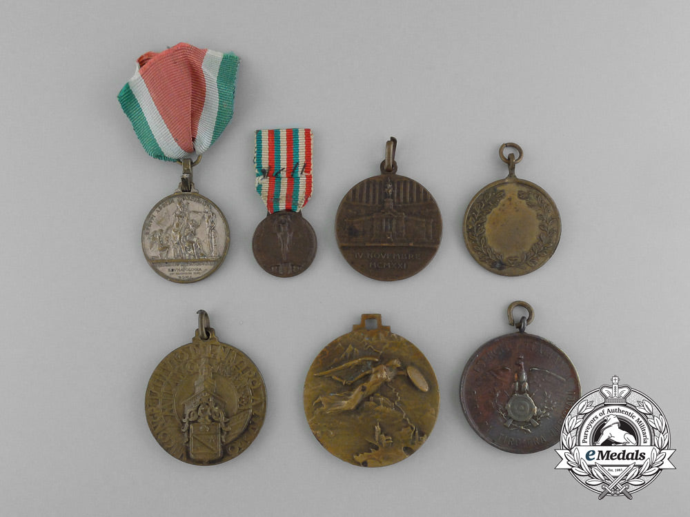 a_lot_of_seven_first_war_italian_medals_and_awards_c_6570