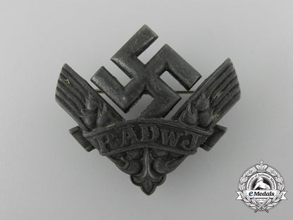 an_radwj_labour_service_of_the_reich_for_the_female_youth_cap_badge_c_7849