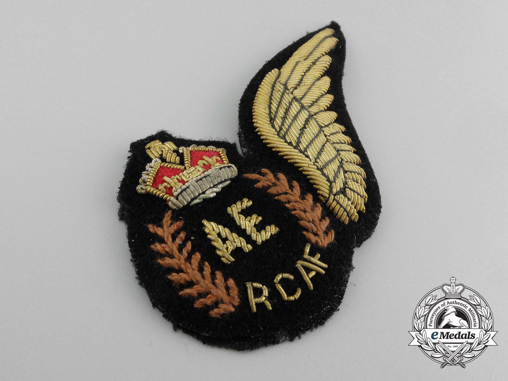 a1944_royal_canadian_air_force(_rcaf)_aero_engineer(_ae)_wing_c_8284