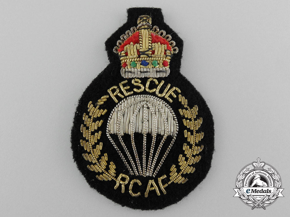 a_rare1944_royal_canadian_air_force(_rcaf)_para-_rescue_mess_dress_badge_c_8295