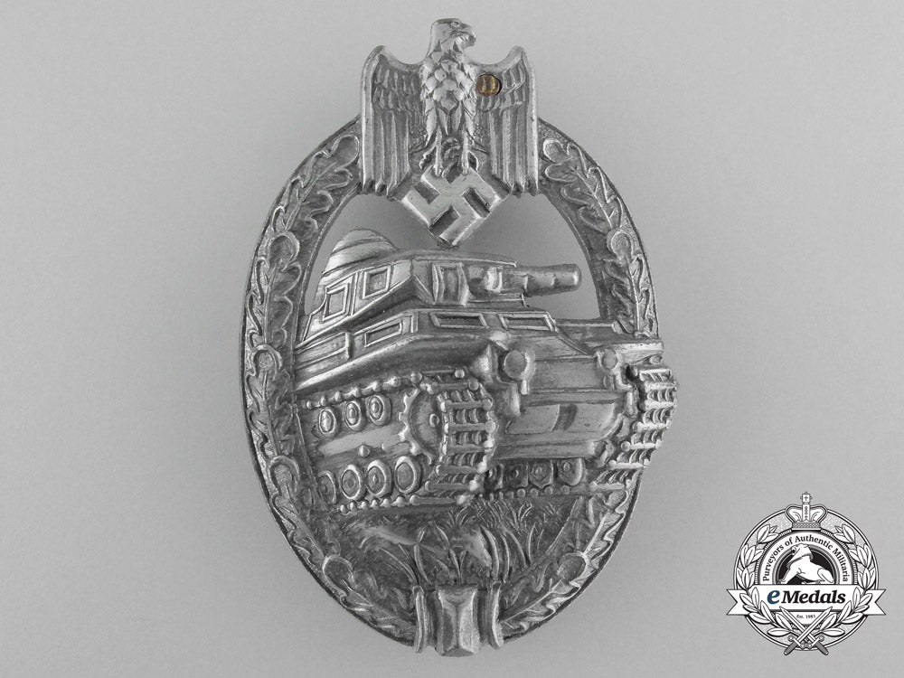 a_mint_silver_grade_tank_badge_by_maker“_as”_c_8812