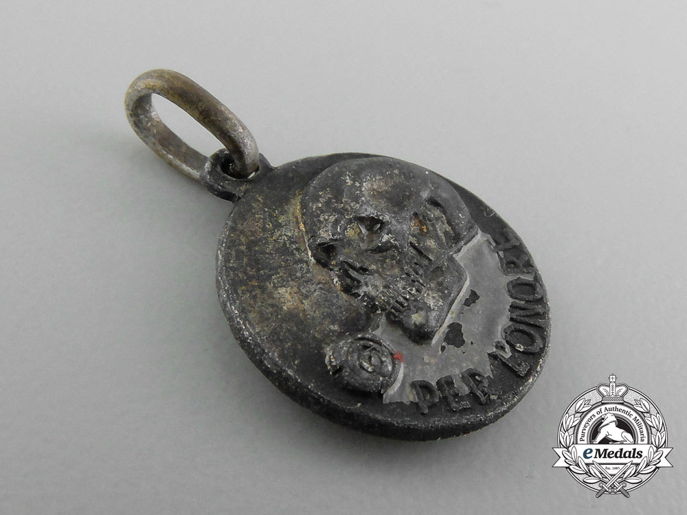 italy._an_extremely_rare_medal_of_decima_flottiglia_mas(_italian_commando_frogman_unit)_c_8880