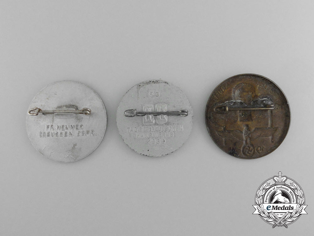 a_lot_of_three_day_of_german_labour_badges_c_8940