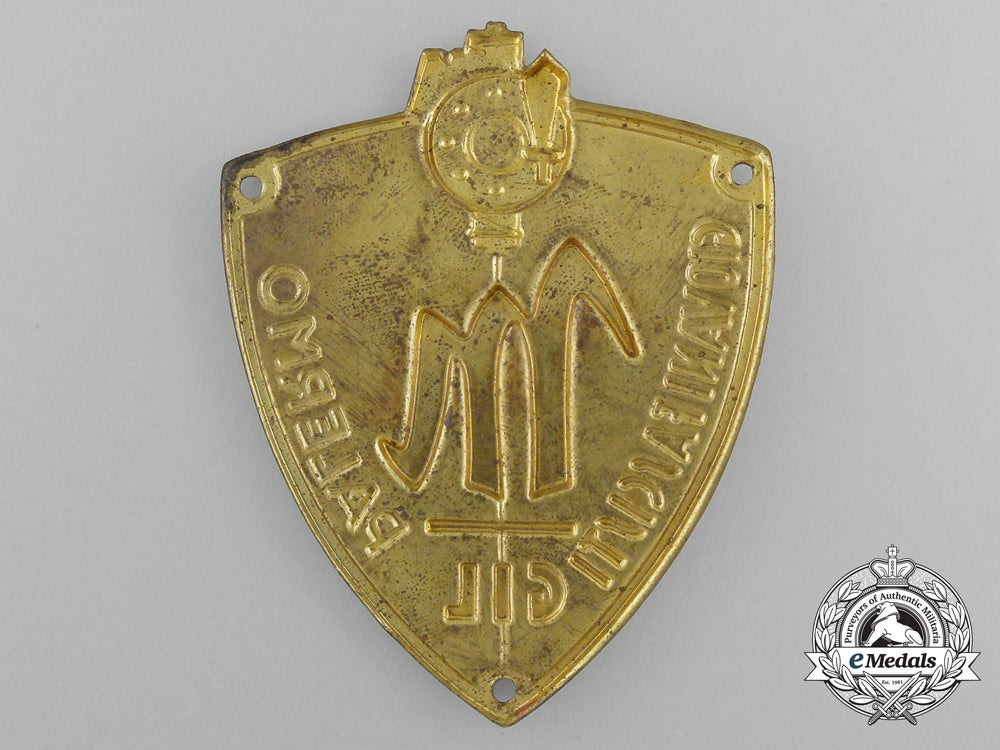an_italian_youth_of_palermo_fascist_membership_badge_c_9287