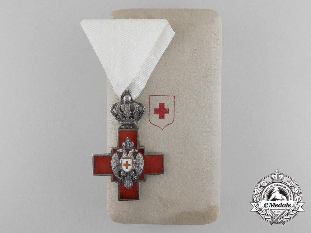 serbia,_kingdom._a_cross_of_the_red_cross_society_with_case_of_issue,_c.1915_c_9986