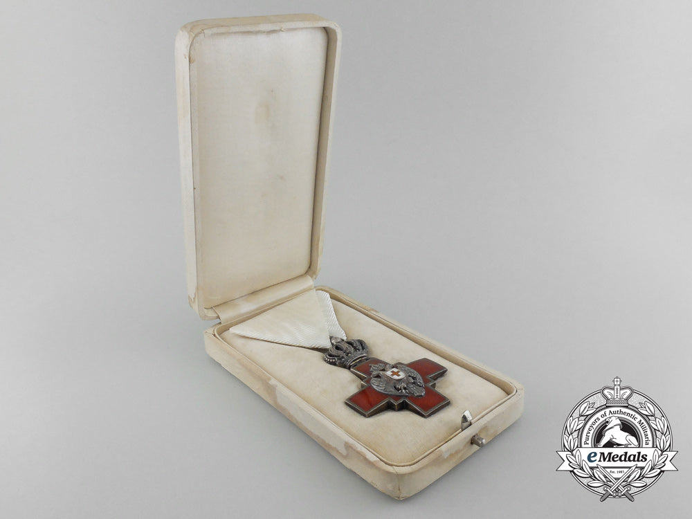 serbia,_kingdom._a_cross_of_the_red_cross_society_with_case_of_issue,_c.1915_c_9988