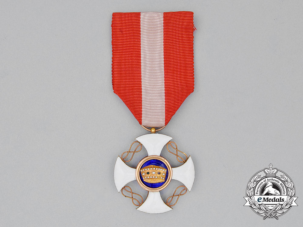an_order_of_the_crown_of_italy_in_gold;_knight_with_case_cc_0113_1