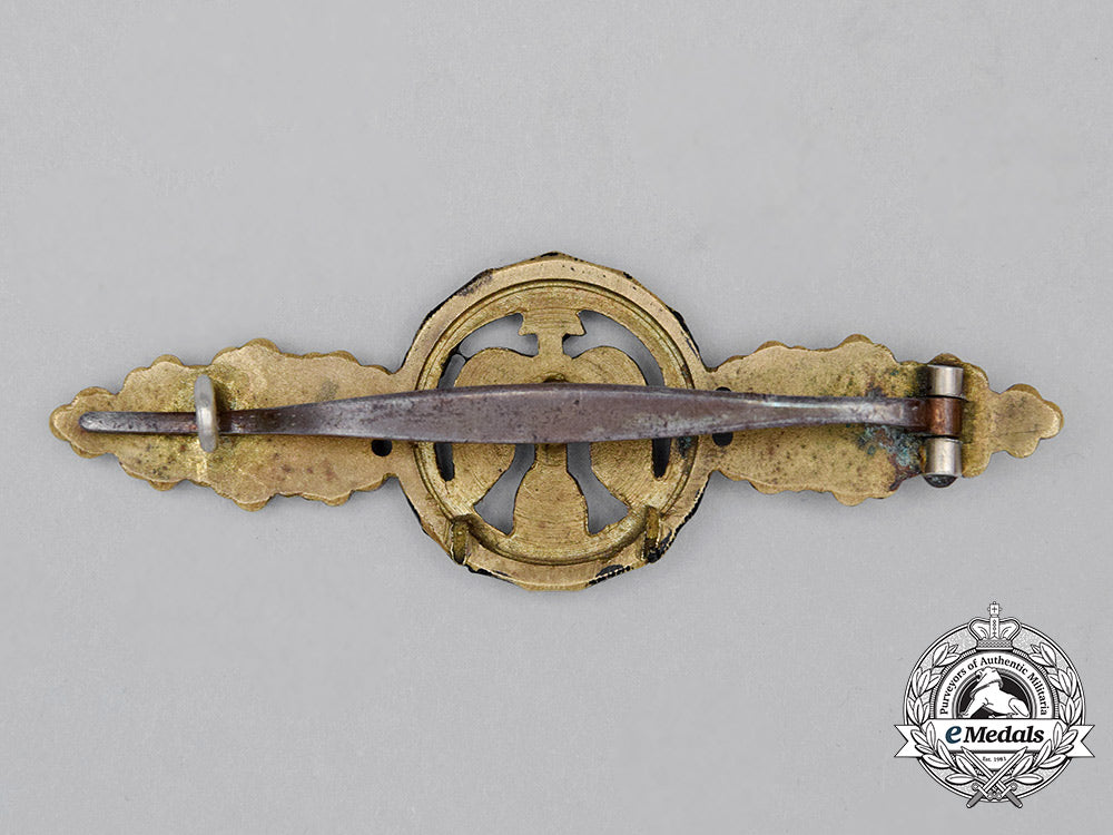 a_gold_grade_luftwaffe_close_combat_night_time_fighter_squadron_clasp_cc_0174