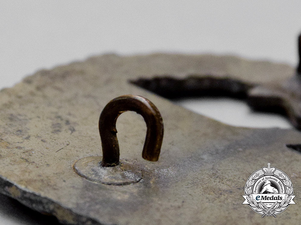 germany,_kriegsmarine._a_coastal_artillery_war_badge_cc_0478