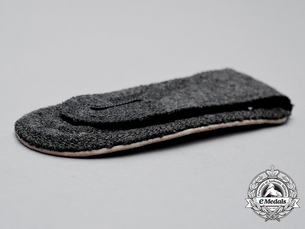 a_single_wehrmacht_heer(_army)_infantry_feldwebel_shoulder_board_cc_0587