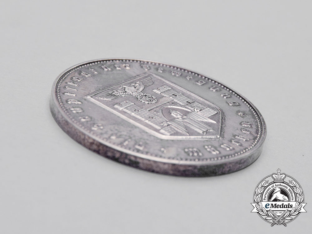 germany,_nsdap._a_silver_medal_for_long_and_faithful_service_to_the_city_of_munich_cc_0970