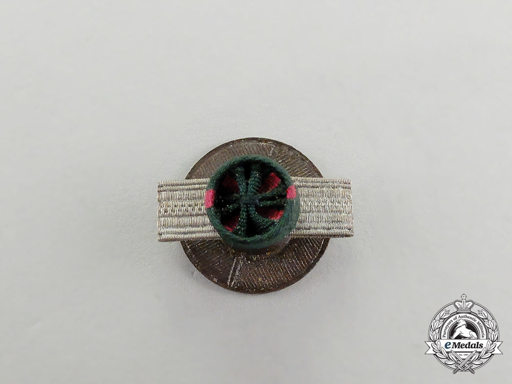 jordan,_kingdom._an_order_of_the_star,_iii_class_commander,_by_garrard&_co._cc_1715_1_1