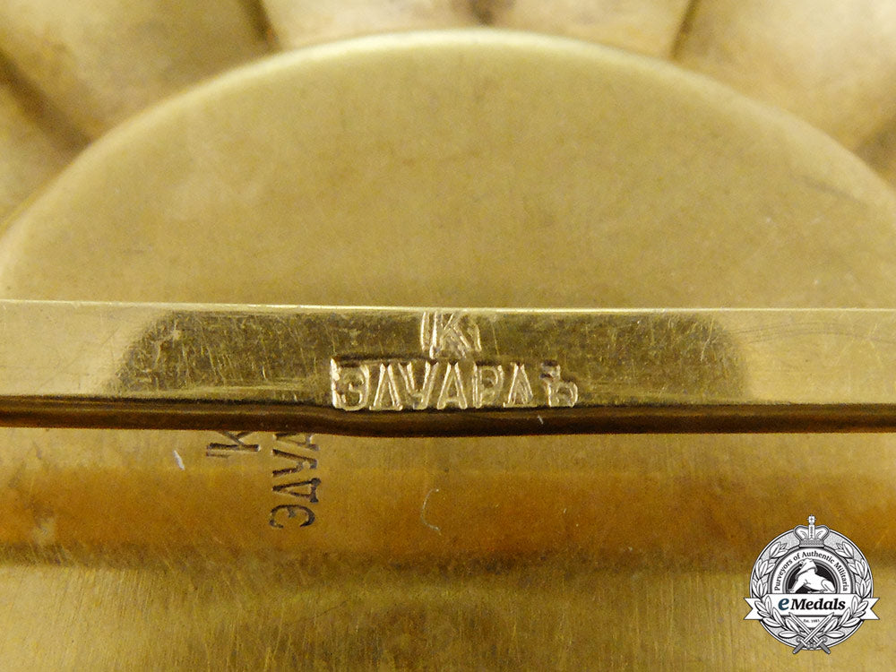 an_imperial_russian_order_of_st._anne,1_st_class_breast_star;_kerensky_provisional_government_period_cc_1807