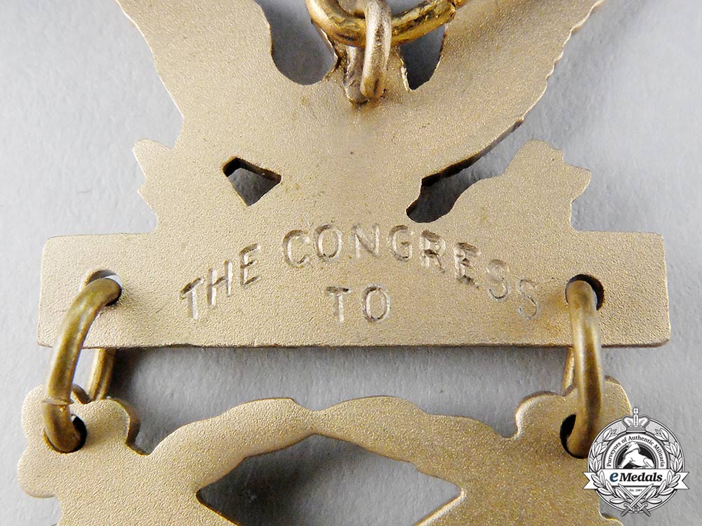 an_american_army_medal_of_honor;_type_vi(1964-_present)_cc_2525