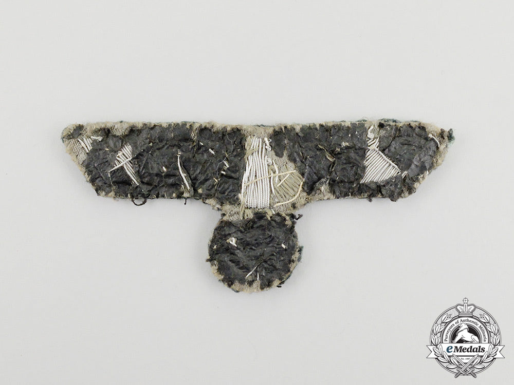 germany._a_wehrmacht_heer(_army)_officer’s_breast_eagle;_uniform_removed_cc_2785