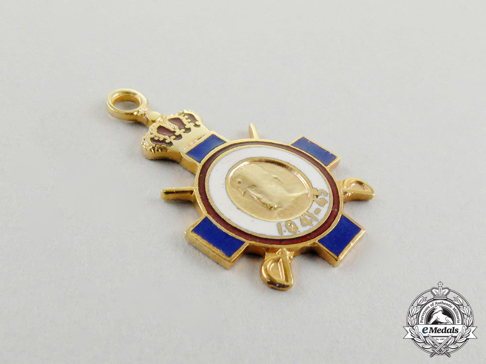 a_wwii_period_miniature_serbian_war_cross_in_gold_cc_3299