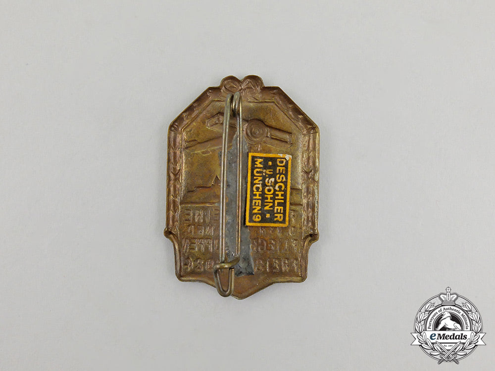 german,_weimar_republic._a1924_freising_blessing_of_the_flag_veteran_pilots_badge,_by_deschler_cc_3680
