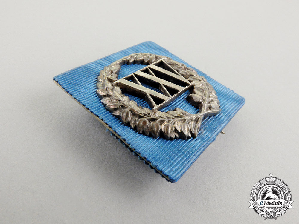 a_prussian_silver_twenty-_fifth_wedding_decoration1905_cc_3854