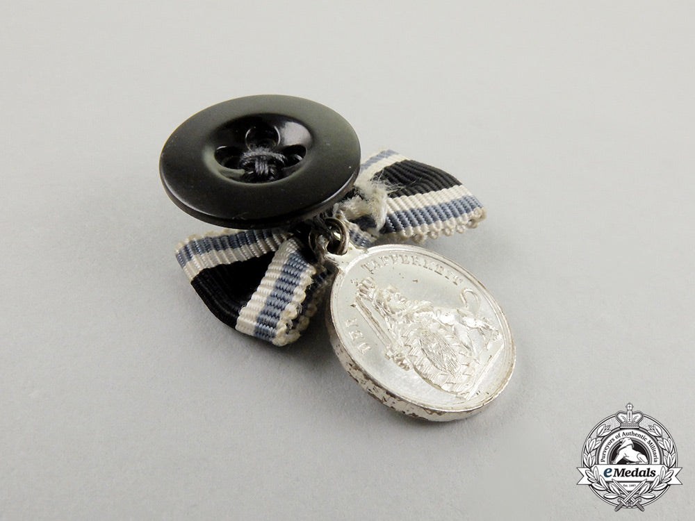a_first_war_miniature_bavarian_military_merit_medal,_type_iv(1914-1918)_cc_3865