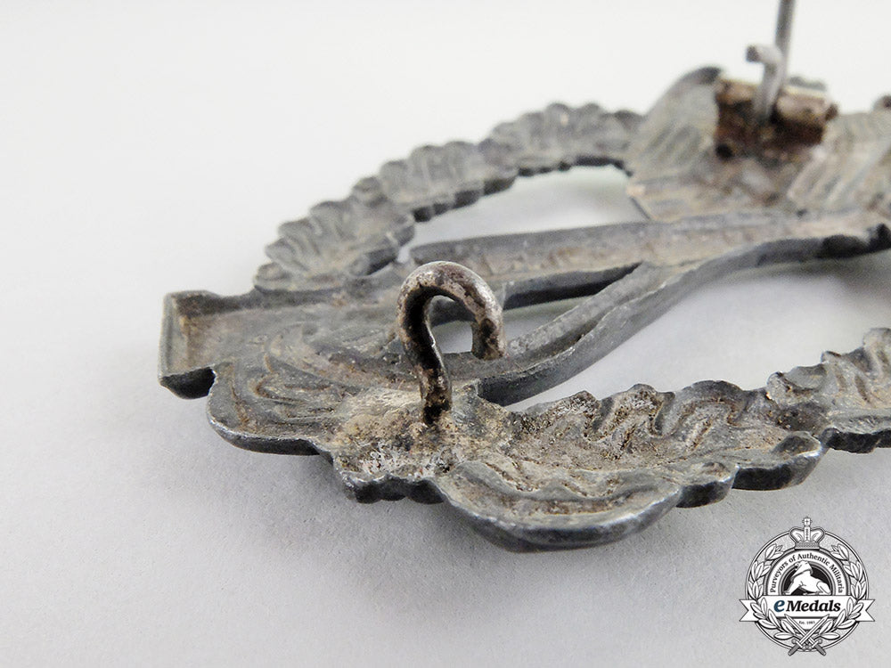 a_second_war_german_silver_grade_infantry_assault_badge_cc_6108