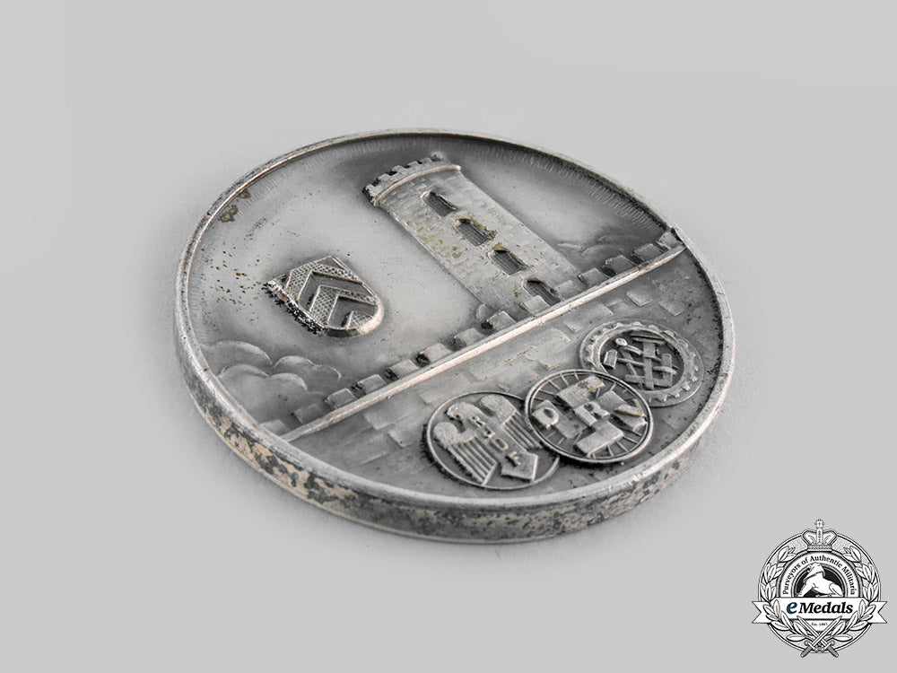 germany,_third_reich._a_table_medal_for_a_convention_of_the_association_of_tradesmen_and_specialized_trade,_c.1936_ci19_0007_1
