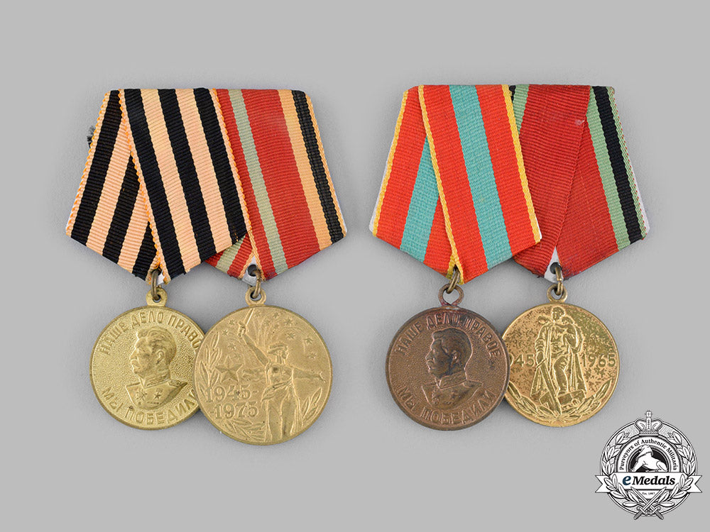 russia,_soviet_union._a_lot_of_four_medals_and_awards_ci19_0216_1_1
