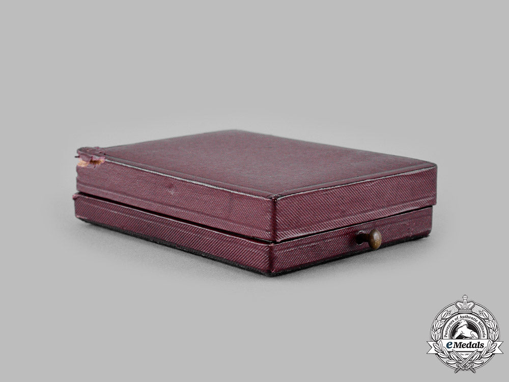 bulgaria,_kingdom._a_red_cross_badge,_ii_version,_fullsize_and_miniature_ci19_0311