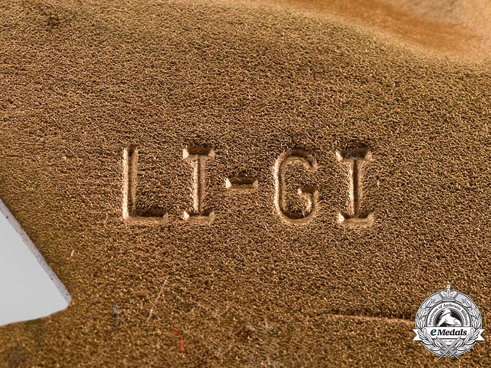 united_states._a_special_warfare_insignia(_aka"_seal_trident","_the_budweiser")_ci19_0382