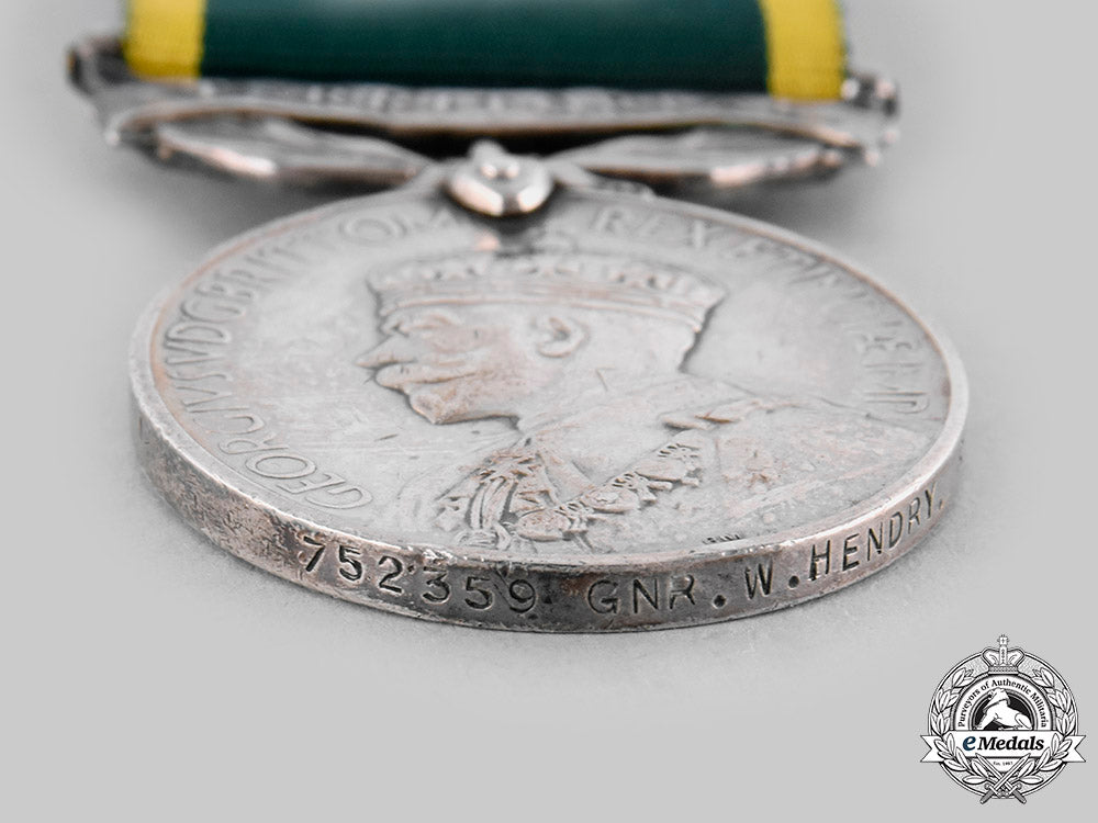 united_kingdom._two_efficiency_medals_to_gunners_of_the_royal_artillery_ci19_0642_1_1