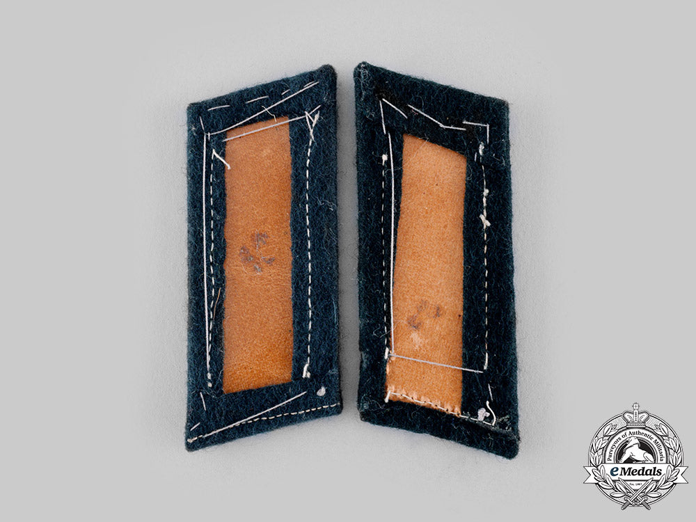 germany,_heer._a_set_of_signals_em/_nco’s_collar_tabs_ci19_0863