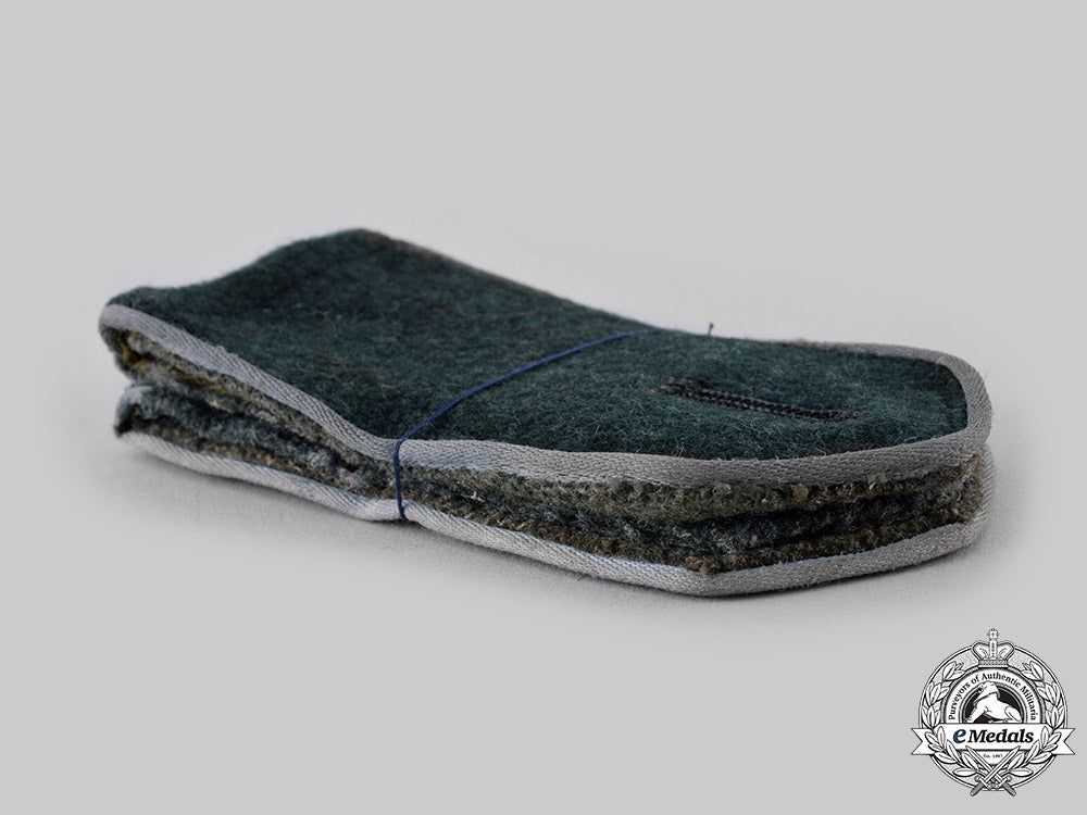 germany,_wehrmacht._a_set_of_turkestan_legion_volunteer’s_shoulder_straps_ci19_1271_2_1