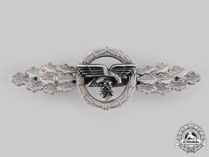 germany,_luftwaffe._a_front_flying_clasp_for_transport_and_glider_pilots,_silver_grade_ci19_1441_1_1