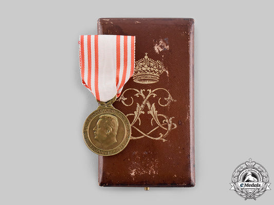 monaco,_kingdom._a_medal_of_honour_for_work_with_case_of_issue,_c.1923_ci19_1590_1_1_1