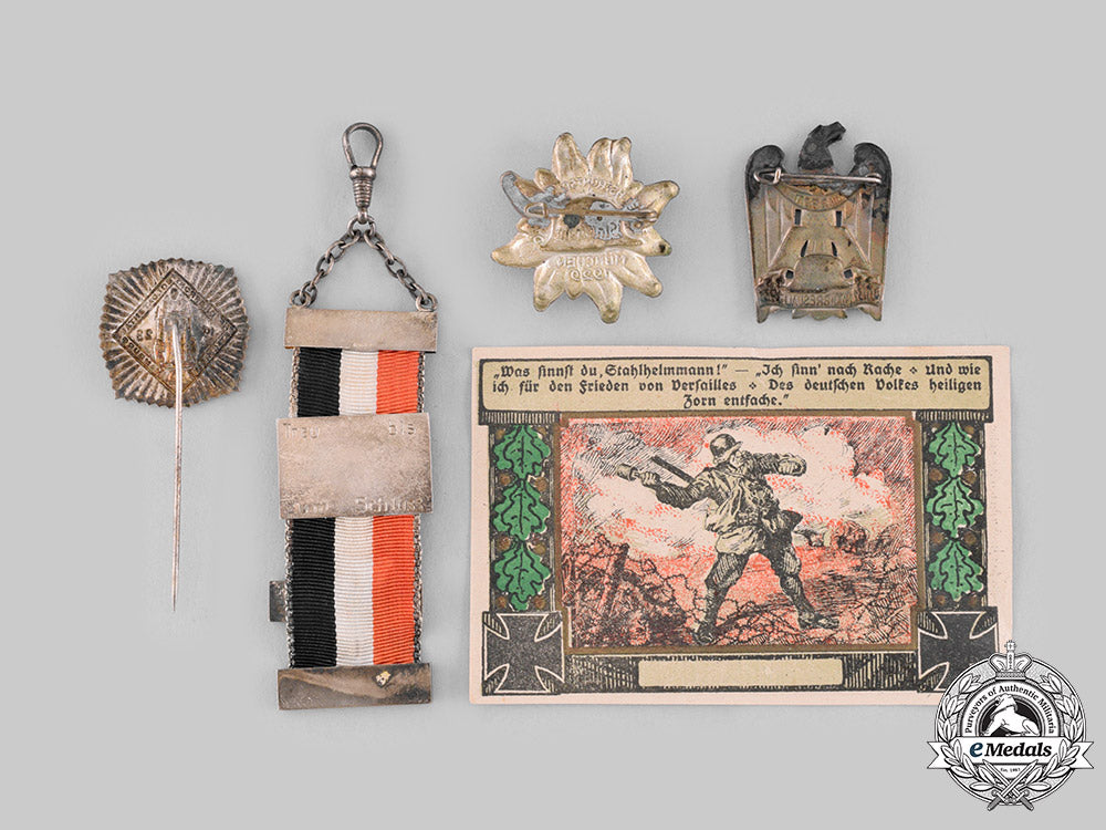 germany,_der_stahlhelm._a_lot_of_stahlhelm_currency_and_insignia_ci19_1808
