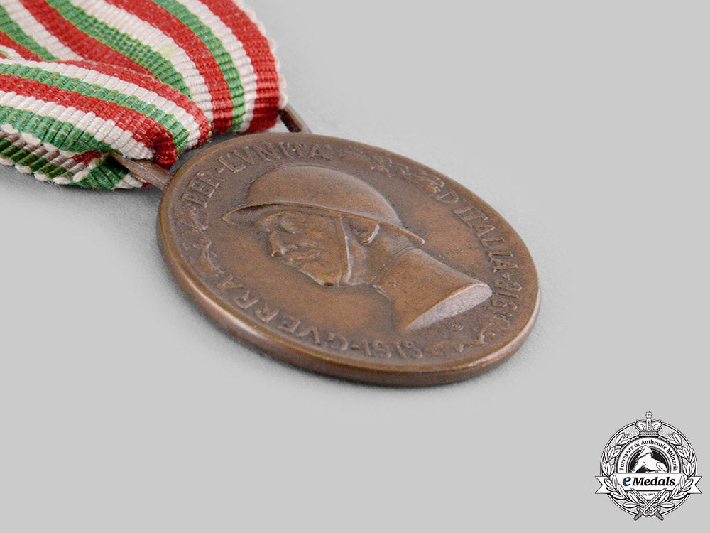 italy,_kingdom._a_medal_for_the_italian-_austrian_war1915-1918_ci19_1993
