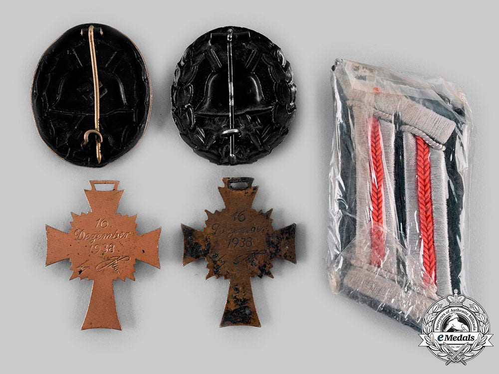 germany,_third_reich._a_lot_of_insignia&_awards_ci19_2104_1