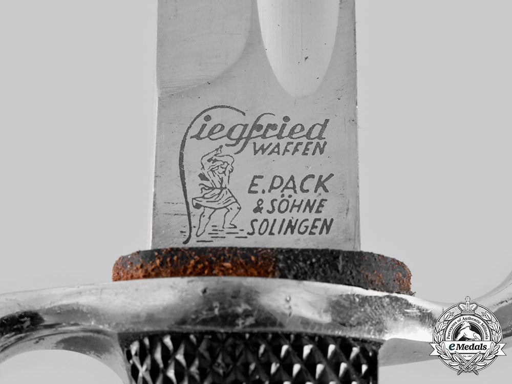 germany,_heer._a_dress_bayonet_by_ernst_pack&_söhne_ci19_2202_1