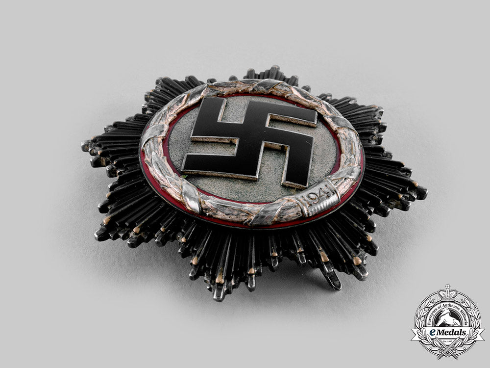 germany,_wehrmacht._a_german_cross_in_silver,_by_deschler&_sohn,_münchen_ci19_2205_1
