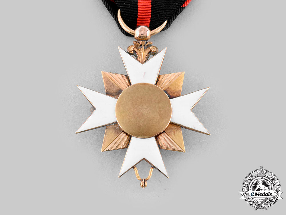 vatican._an_order_of_st._sylvester_and_of_the_golden_spur_in_gold,_knight,_c.1900_ci19_2326_1_1_1_1_1_1_1