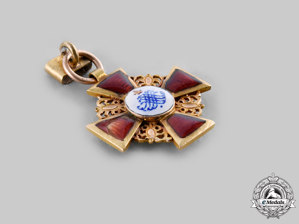 russia,_imperial._an_order_of_st._anne_in_gold,_miniature,_c.1900_ci19_2362_1_1_1