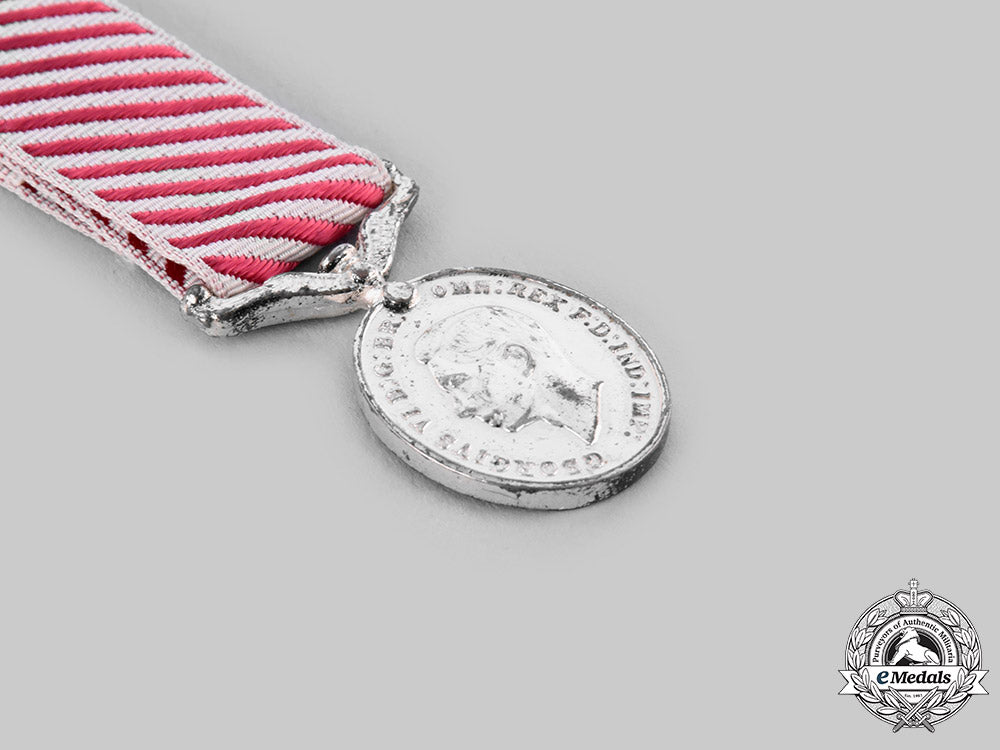 united_kingdom._three_miniature_air_force_awards_ci19_2576_1