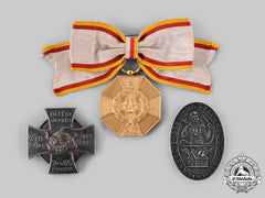Germany, Weimar Republic. A Lot Of Awards & Insignia