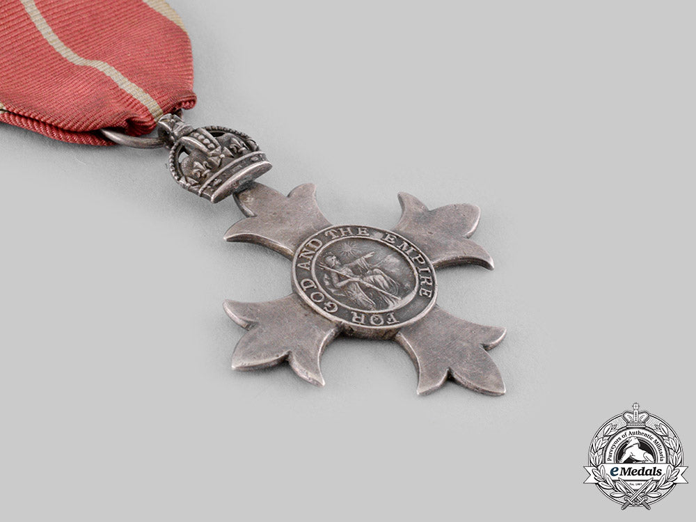 united_kingdom._a_most_excellent_order_of_the_british_empire,_member(_mbe)_breast_badge,1945_ci19_2709